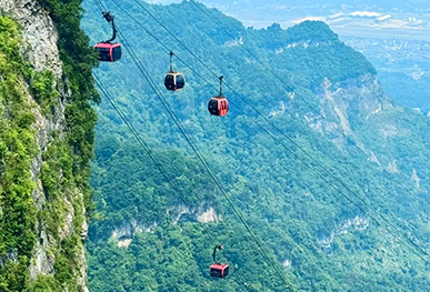 Development Trends of Passenger Ropeways: Innovation of Chairlifts, Baskets and Gondolas