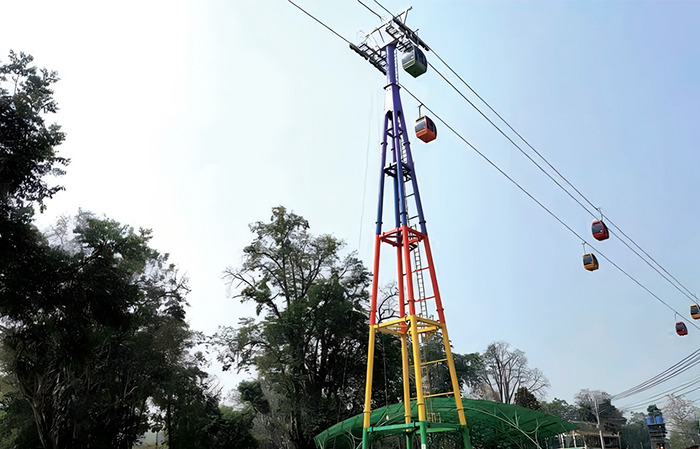 Fixed-grip Gondola Cableway